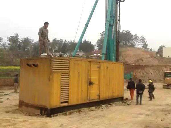 册亨如何判断水冷式机油散热器密封件是否需要更换？